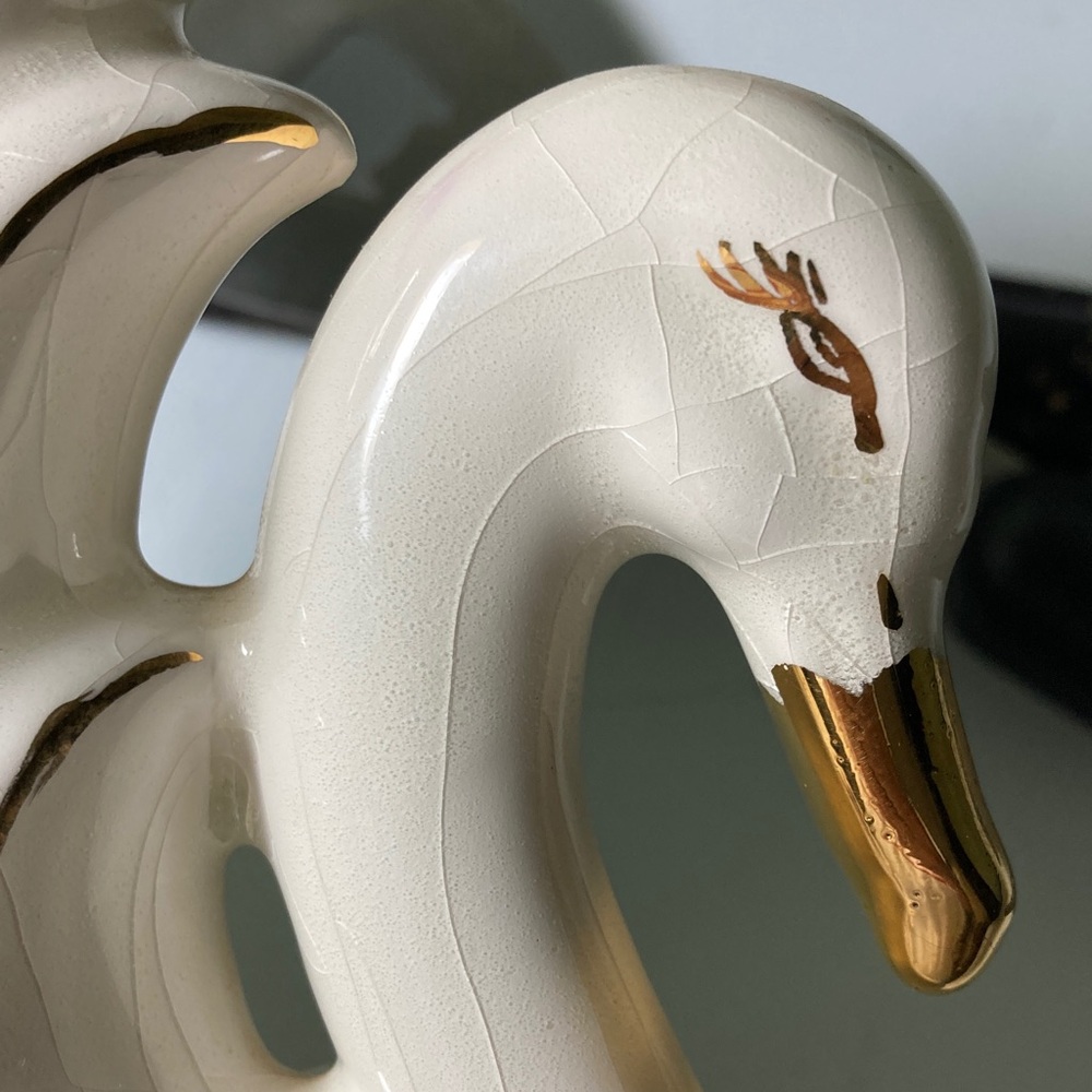 Vintage Ceramic Swan Planter Vase Gilded Iridescent Succulent 9 Inches Tall - Picture 7 of 7